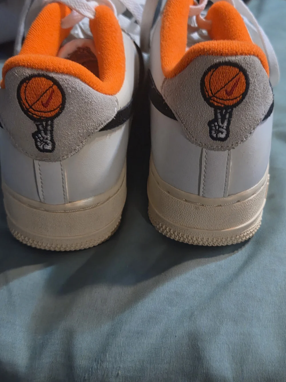 Nike White Kids Sneakers with Orange Collar and Black Swoosh 8 Womens (6.5Y)